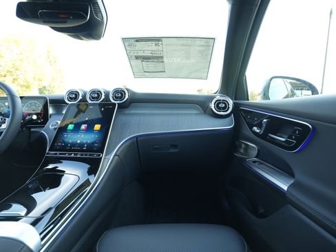 New 2026 Mercedes-Benz GLC 300 4MATIC image 24