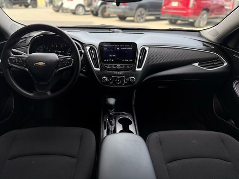 Used 2024 Chevrolet Malibu LS image 16