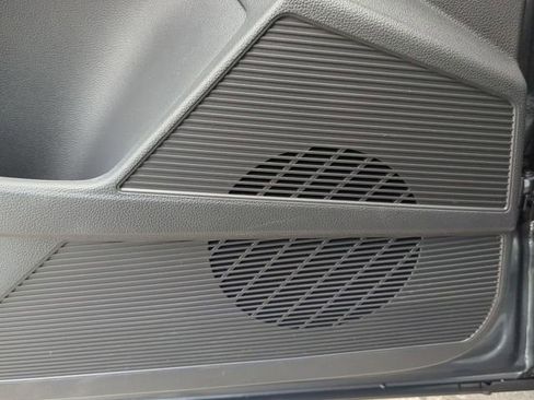 Certified 2025 Volkswagen Taos S FWD image 16