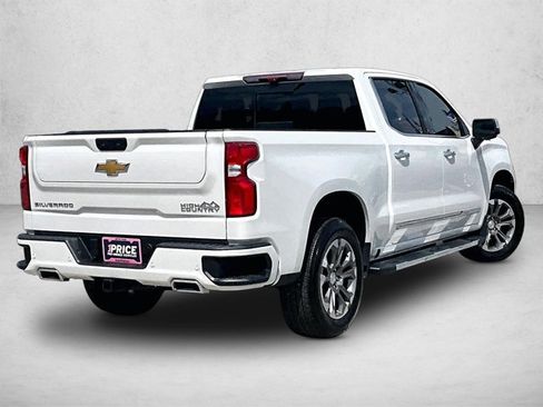 Used 2025 Chevrolet Silverado 1500 High Country w/ Technology Package RWD image 2