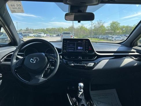 Used 2021 Toyota C-HR Nightshade image 5