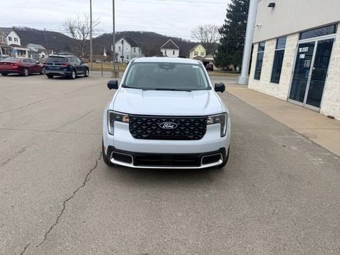 New 2026 Ford Maverick Lariat w/ 4K Tow Package image 2