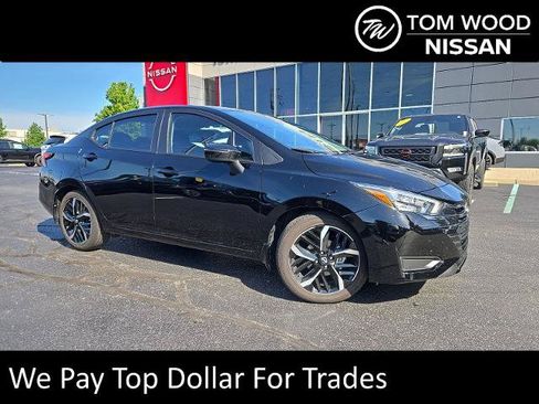 Certified 2025 Nissan Versa SR w/ Trunk Package FWD image 1