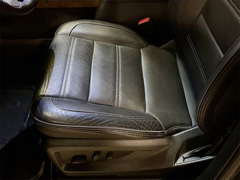 Used 2018 GMC Yukon Denali w/ Denali Ultimate Package image 22