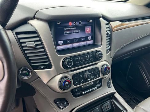 Used 2015 GMC Yukon Denali w/ Premium Package AWD/4WD image 19