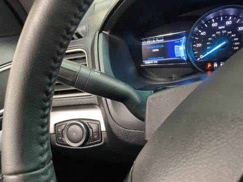 Used 2016 Ford Explorer XLT w/ Equipment Group 202A image 24