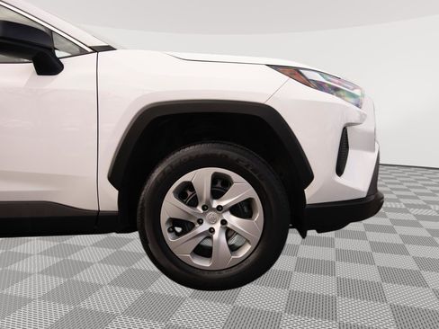 Used 2023 Toyota RAV4 LE image 23