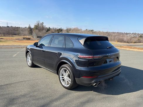 Used 2019 Porsche Cayenne S image 3