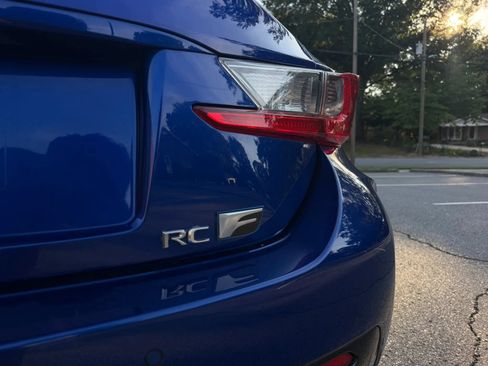 Used 2015 Lexus RC F w/ Performance Package RWD image 11