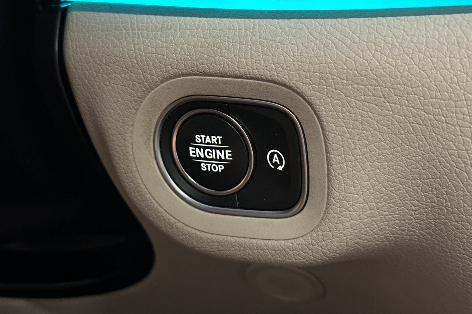 Used 2023 Mercedes-Benz GLE 450 4MATIC w/ AMG Line Exterior image 22