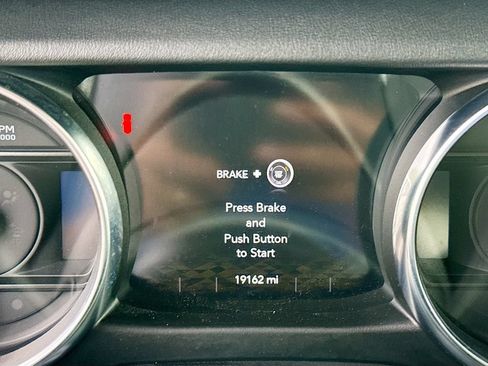 Used 2023 Jeep Wrangler Unlimited Sahara w/ Cold Weather Group AWD/4WD image 13