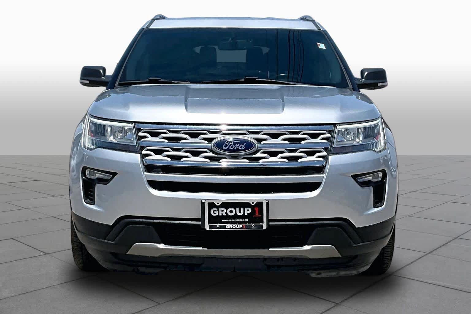 Used 2019 Ford Explorer XLT w/ Equipment Group 201A FWD image 4