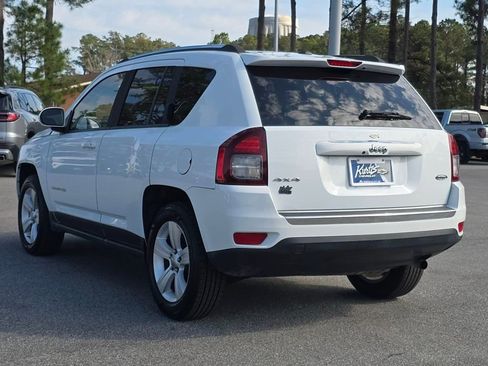 Used 2015 Jeep Compass High Altitude image 3