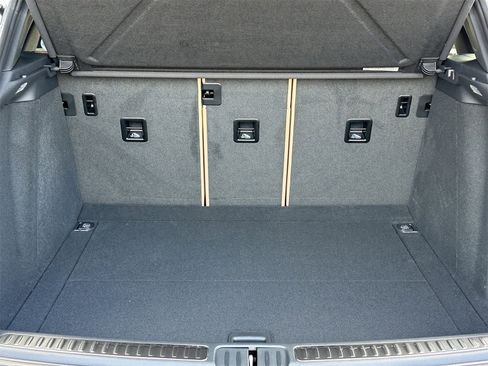 New 2026 Porsche Macan S image 18