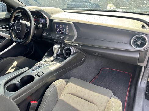 Used 2021 Chevrolet Camaro LT RWD image 8