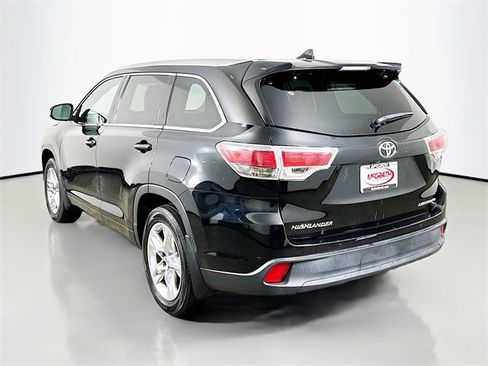 Used 2014 Toyota Highlander Limited image 18