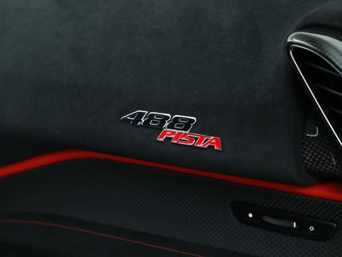 Certified 2020 Ferrari 488 Pista Coupe image 21