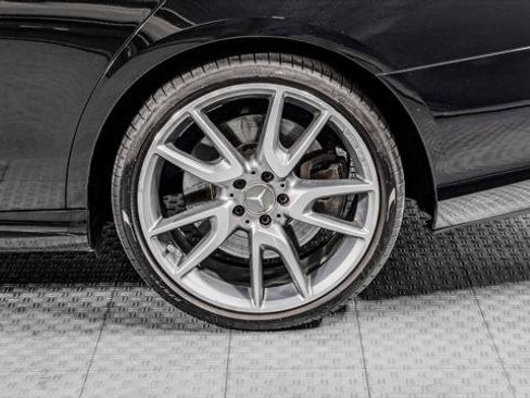 Used 2019 Mercedes-Benz E 53 AMG 4MATIC Sedan image 37