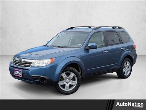 Used 2010 Subaru Forester 2.5X Premium image 1