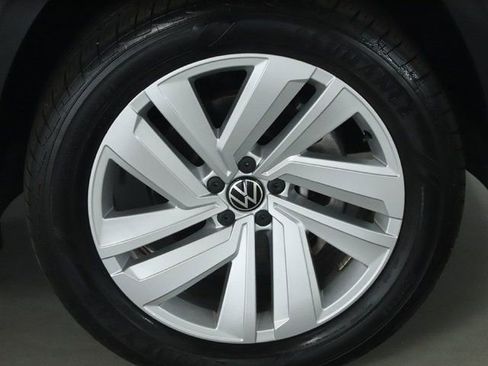 Used 2023 Volkswagen Atlas Cross Sport SE AWD/4WD image 10