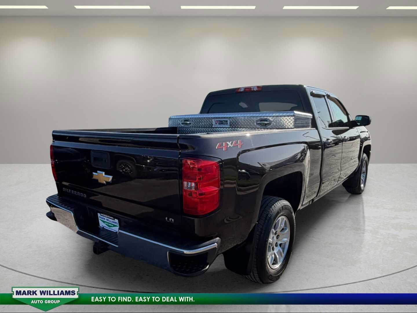 Used 2019 Chevrolet Silverado 1500 LT AWD/4WD image 6
