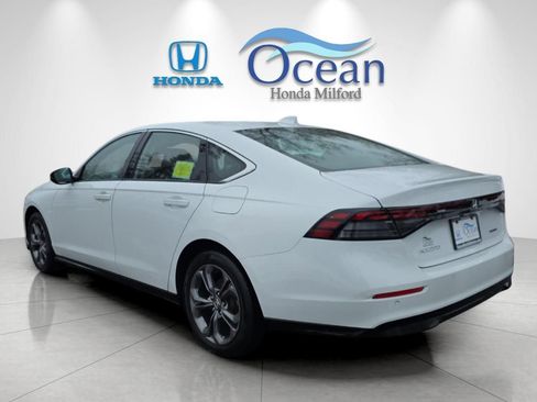 Used 2023 Honda Accord EX-L image 4