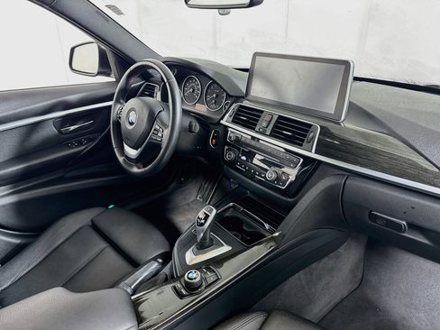 Used 2017 BMW 330i xDrive Sedan AWD/4WD image 26
