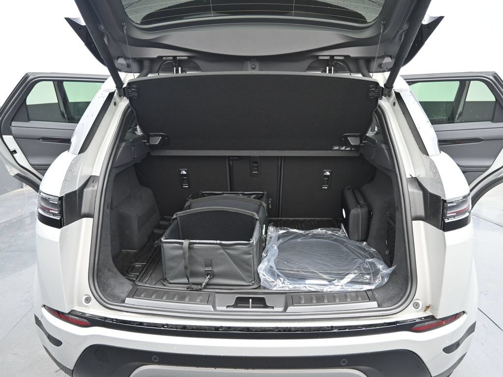 Used 2026 Land Rover Range Rover Evoque S AWD/4WD image 14