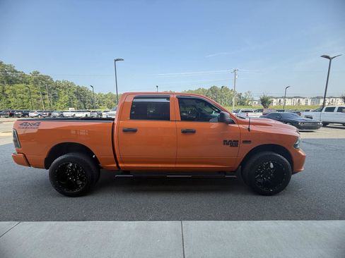 Used 2019 RAM 1500 Express w/ Express Value Package AWD/4WD image 7