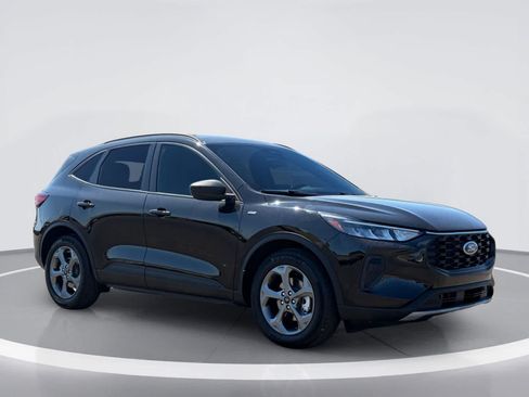 Used 2025 Ford Escape ST-Line FWD image 6