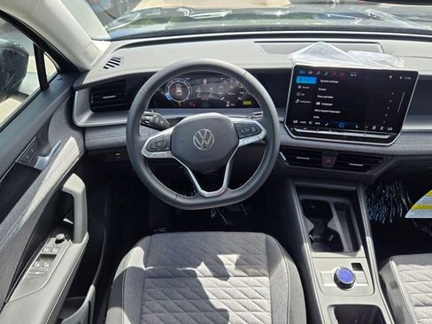 New 2026 Volkswagen Tiguan S FWD image 15