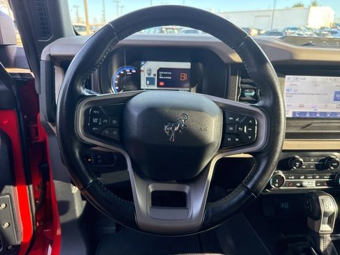 Used 2022 Ford Bronco Wildtrak image 29