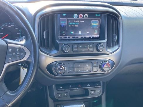 Used 2015 Chevrolet Colorado Z71 image 10