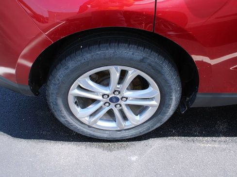 Used 2015 Ford Edge SEL w/ Equipment Group 201A FWD image 4