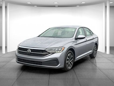 Used 2024 Volkswagen Jetta S FWD image 3