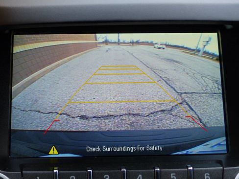 Used 2017 Chevrolet Equinox LT w/ Midnight Edition image 35