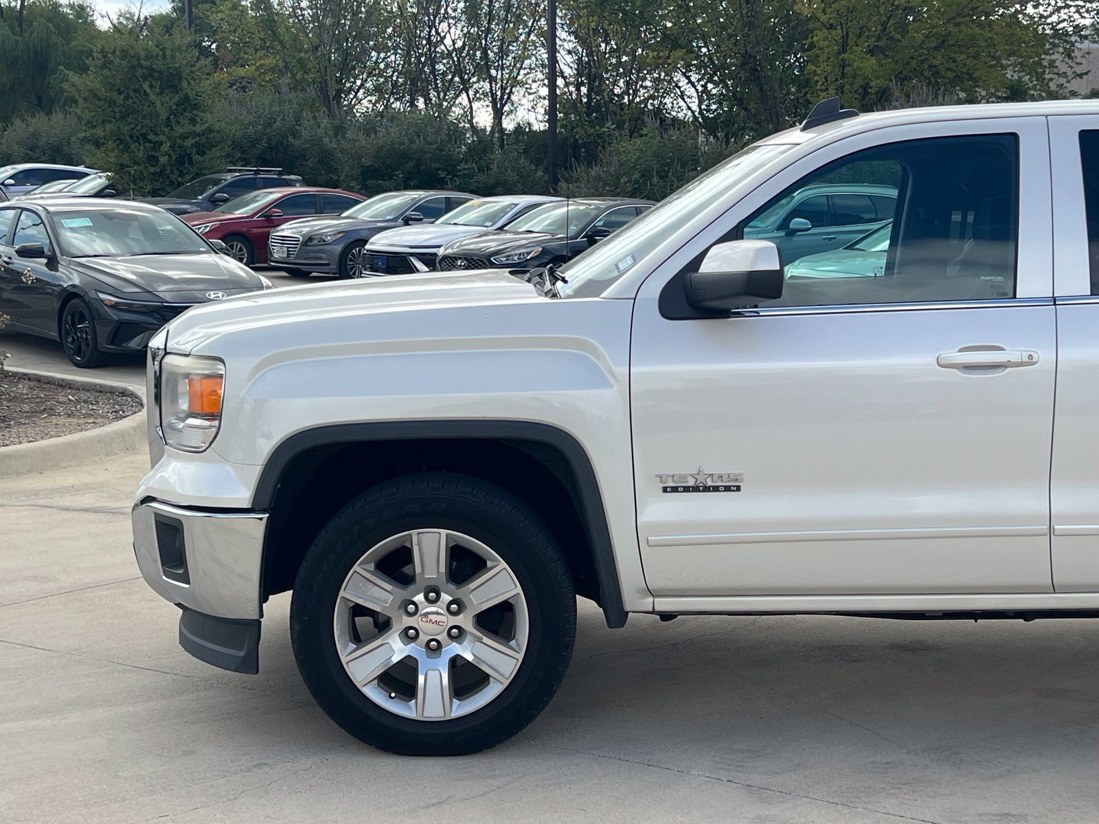 Used 2015 GMC Sierra 1500 SLE w/ Texas SLE Value Package RWD image 8