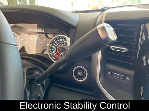 New 2022 RAM 2500 Big Horn w/ Level C Equiment Group image 7