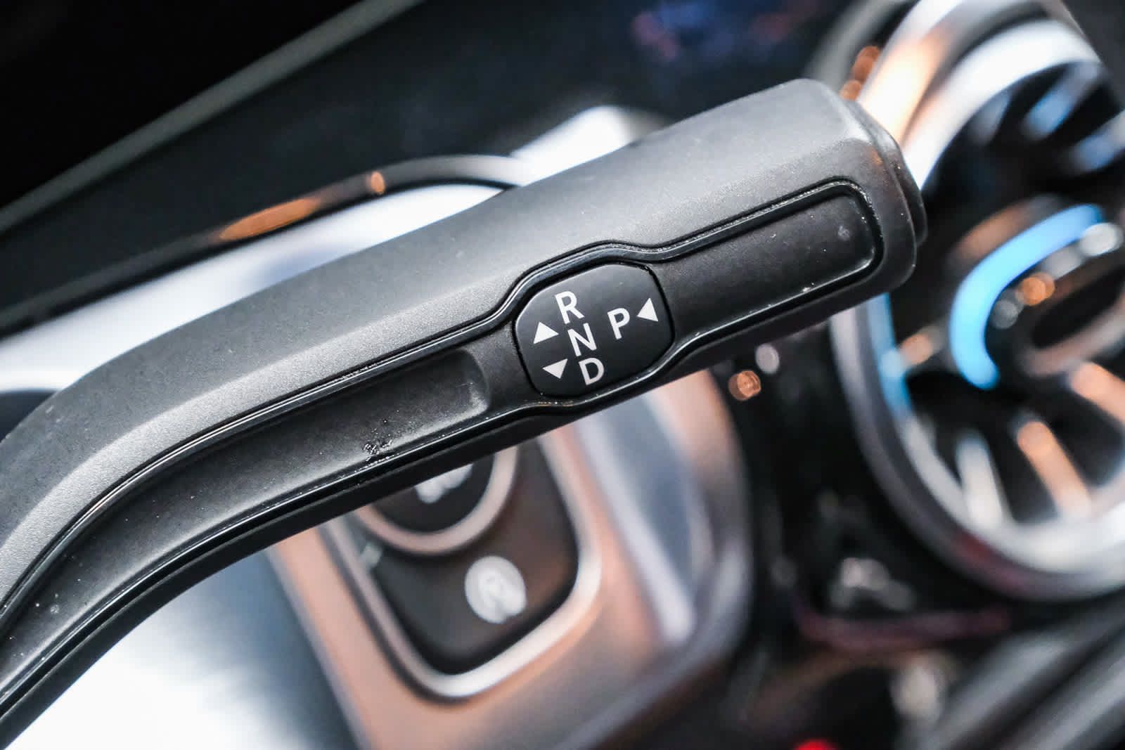 Used 2024 Mercedes-Benz GLB 250 image 25