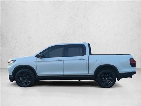 Used 2024 Honda Ridgeline Black Edition image 9