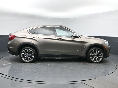 Used 2017 BMW X6 xDrive35i image 3