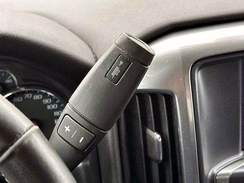 Used 2018 Chevrolet Silverado 1500 LT w/ All Star Edition image 24