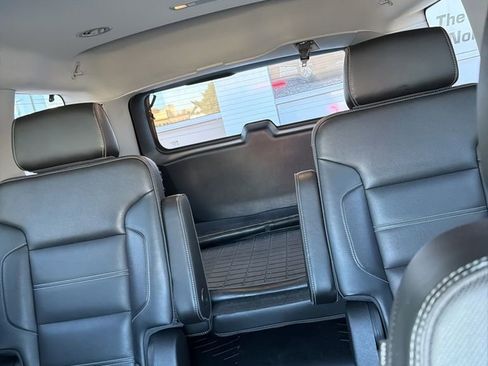 Used 2016 GMC Yukon Denali image 17