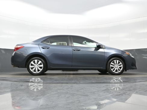 Used 2019 Toyota Corolla LE image 31