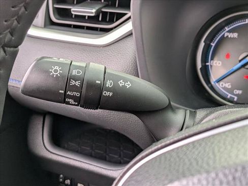 Used 2021 Toyota RAV4 XSE AWD/4WD image 16