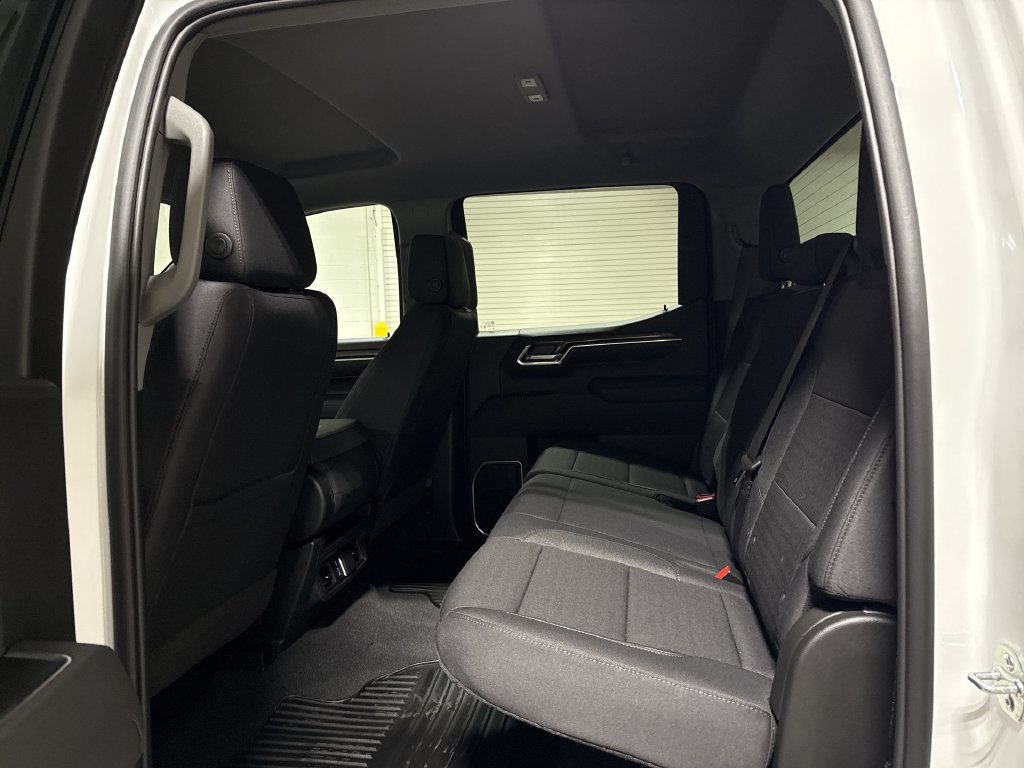 New 2026 Chevrolet Silverado 1500 RST w/ Z71 Off-Road Package AWD/4WD image 23