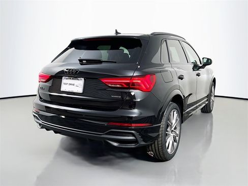 New 2025 Audi Q3 2.0T Premium Plus image 7