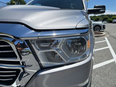 Used 2019 RAM 1500 Big Horn AWD/4WD image 11