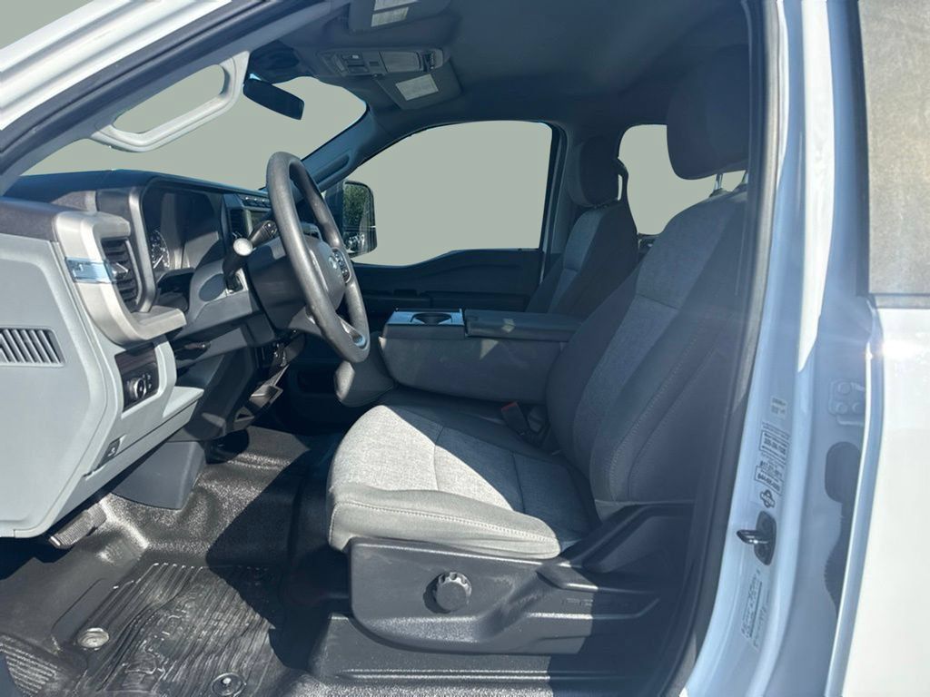 Used 2024 Ford F350 XL w/ XL Chrome Package AWD/4WD image 9