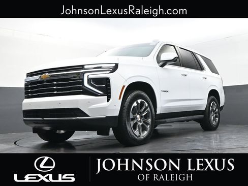 Used 2026 Chevrolet Tahoe LT RWD image 18